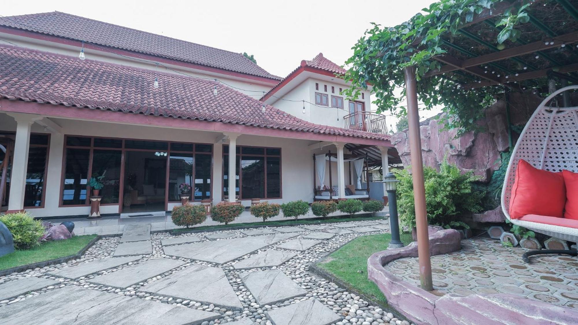Marry Ind Gunung Kawi Guest House Malang Bumirejo Exterior foto