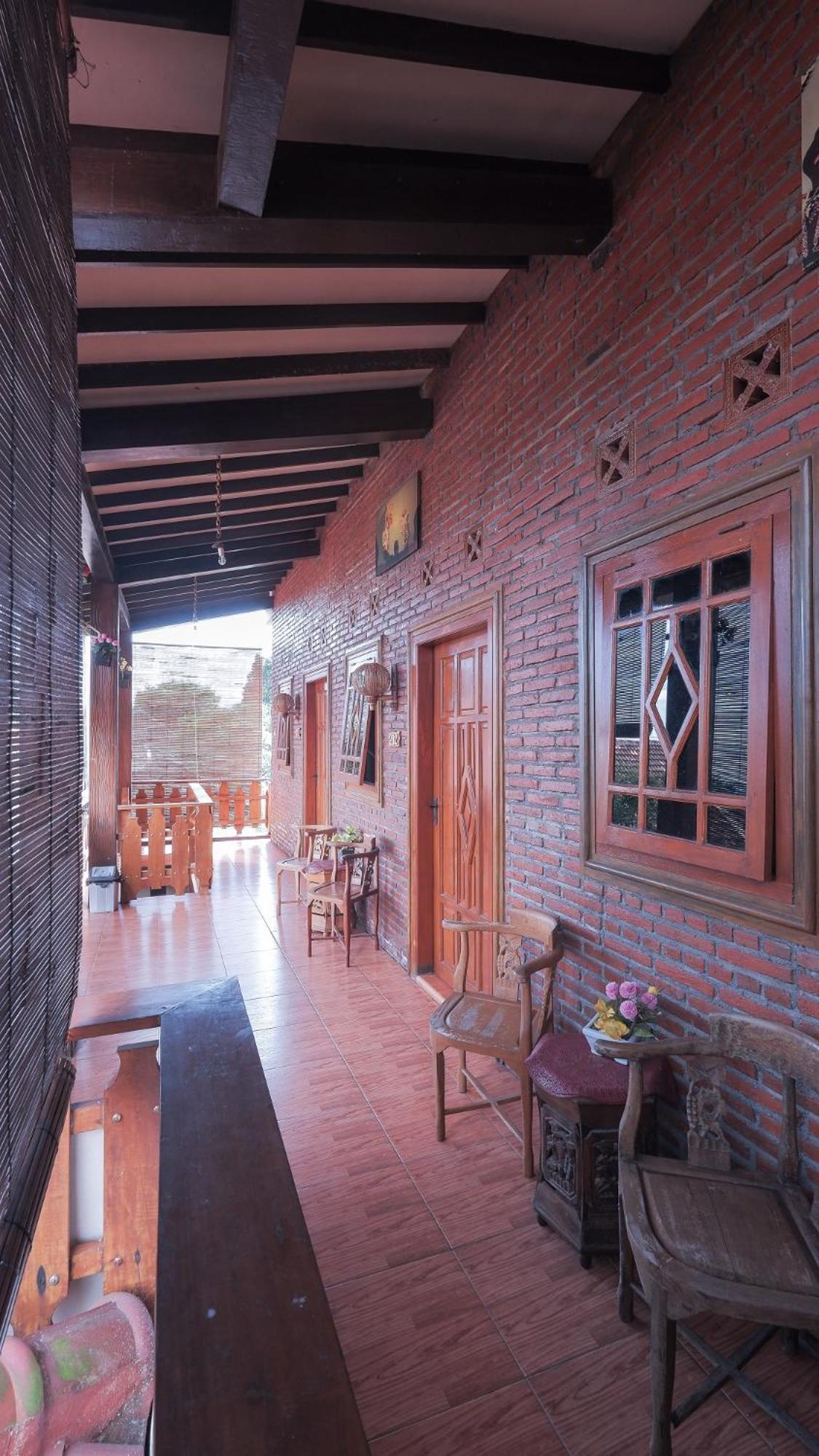 Marry Ind Gunung Kawi Guest House Malang Bumirejo Exterior foto